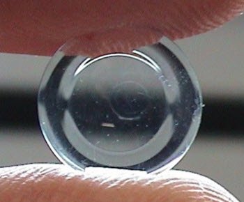 Rigid contact lenses